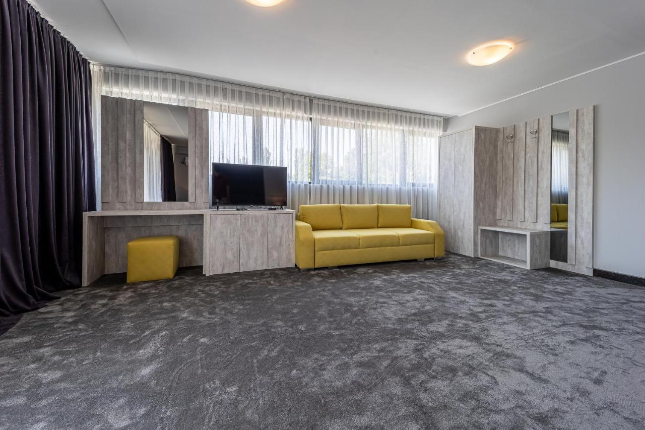 Hotel Caesar 2 Кърджали Екстериор снимка